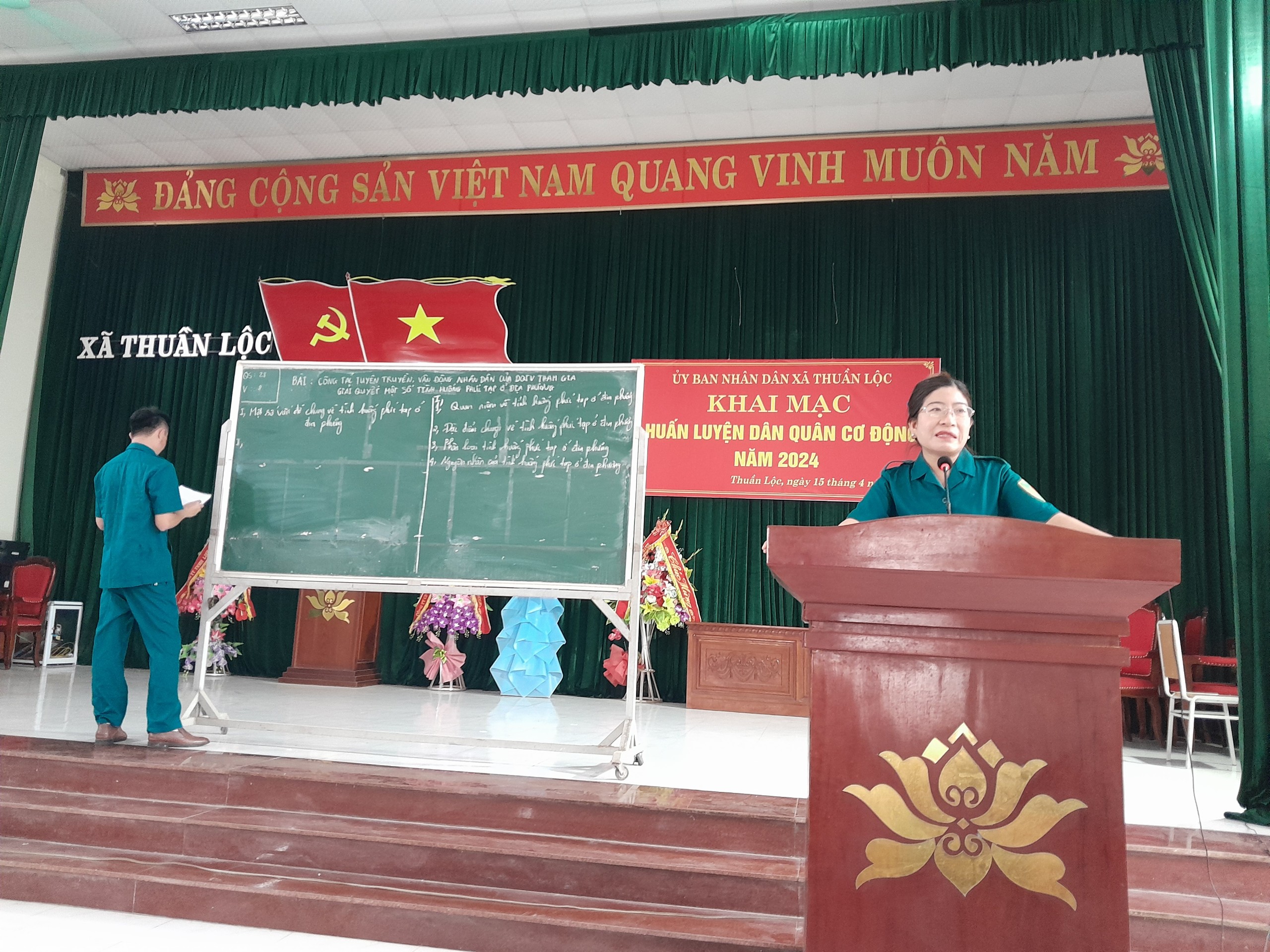 Ủy ban nhân dân xã Thuần Lộc khai mạc huấn luyện dân quân cơ động năm 2024